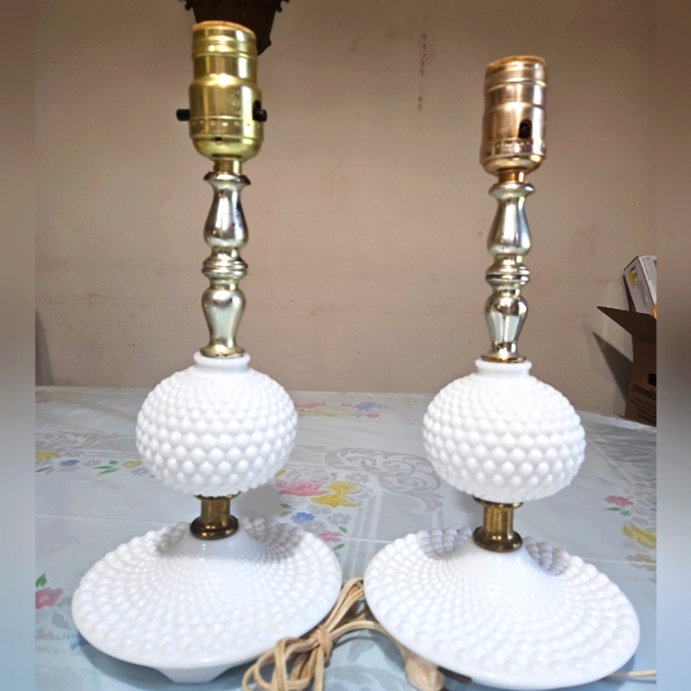 2 VTG White Milk Glass Hobnail Table Lamp, 13", Boho Lamp Shabby Chick, Cottage